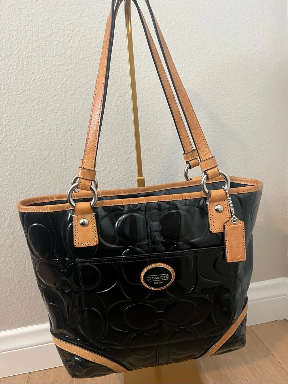 Coach F22322 Black Embossed Patent Signature Tote Bag Leather Trim Hangtag